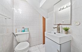 7 odalılar şehir içinde müstakil ev 292 m² Miami'de, Amerika Birleşik Devletleri. $995,000