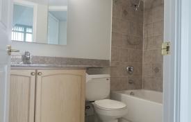 5 odalılar daire Yonge Street'da, Kanada. C$1,191,000