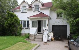 7 odalılar şehir içinde müstakil ev Etobicoke'de, Kanada. C$2,588,000
