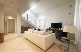 9 odalılar villa Pietrasanta'da, İtalya. 1,500,000 €