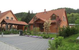 Şehir içinde müstakil ev – Karlovy Vary, Çekya. 276,000 €