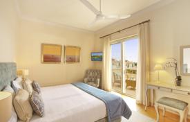 3 odalılar villa 422 m² Faro Şehri'de, Portekiz. 1,300,000 €