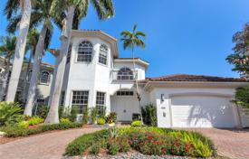 Villa – Hollywood, Florida, Amerika Birleşik Devletleri. $1,390,000