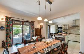 4 odalılar yazlık ev 180 m² Bar city'da, Karadağ. 389,000 €
