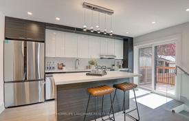 12 odalılar konak Old Toronto'da, Kanada. C$2,069,000