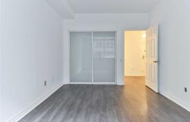 2 odalılar daire Simcoe Street'da, Kanada. C$909,000