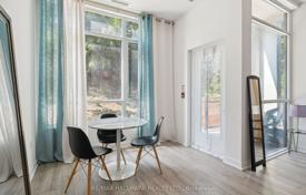 5 odalılar daire Etobicoke'de, Kanada. C$1,126,000