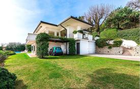 Villa – Salò, Lombardiya, İtalya. 2,050,000 €