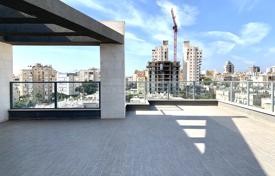Çatı dairesi – Netanya, Center District, İsrail. Price on request
