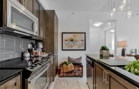 5 odalılar daire North York'da, Kanada. C$1,033,000