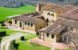 20 odalılar villa Casole D'elsa'da, İtalya. 1,500,000 €