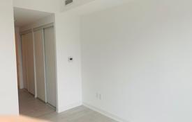 6 odalılar daire North York'da, Kanada. C$1,055,000
