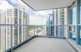 3 odalılar daire Yonge Street'da, Kanada. C$1,225,000