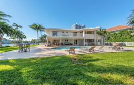 Villa – Hallandale Beach, Florida, Amerika Birleşik Devletleri. $3,399,000