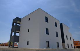 5 odalılar daire 170 m² Vrsi'de, Hırvatistan. 500,000 €