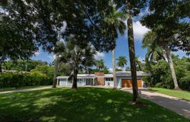 Şehir içinde müstakil ev – Plantation, Broward, Florida,  Amerika Birleşik Devletleri. $1,375,000