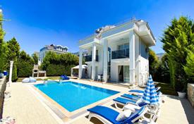 5 odalılar villa 170 m² Fethiye'de, Türkiye. 658,000 €