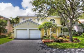 Yazlık ev – Miami, Florida, Amerika Birleşik Devletleri. $860,000