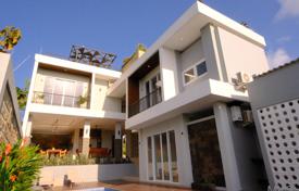 3 odalılar villa 301 m² Ungasan'da, Endonezya. $432,000