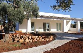 5 odalılar villa 200 m² Province of Lecce'de, İtalya. 6,000 € haftalık