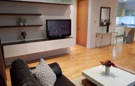 2 odalılar kondominyumda daireler Khlong Toei'de, Tayland. $456,000