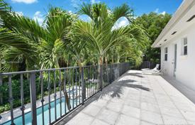 Villa – South Miami, Florida, Amerika Birleşik Devletleri. $2,299,000
