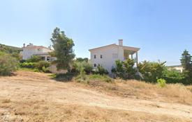Arsa Attika'da, Yunanistan. 300,000 €