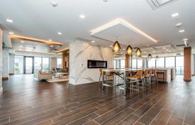 3 odalılar daire Etobicoke'de, Kanada. C$1,187,000