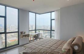2 odalılar kondominyumda daireler Watthana'da, Tayland. $496,000