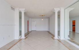 1 odalılar kondominyumda daireler 71 m² North Miami Beach'da, Amerika Birleşik Devletleri. $330,000