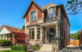Şehir içinde müstakil ev – East York, Toronto, Ontario,  Kanada. C$1,958,000
