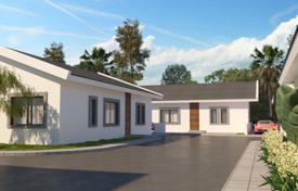 3 odalılar yazlık ev Famagusta'da, Kıbrıs. 250,000 €