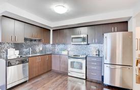 3 odalılar daire North York'da, Kanada. C$923,000