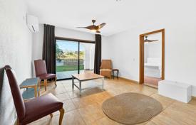 2 odalılar daire 129 m² Amarilla Golf'da, İspanya. 295,000 €