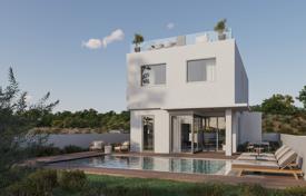 Villa – Chloraka, Baf, Kıbrıs. From 480,000 €