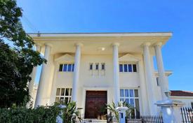 6 odalılar yazlık ev Larnaka'da, Kıbrıs. 1,990,000 €