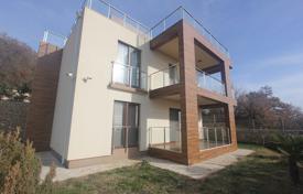 3 odalılar villa 240 m² Dobra Voda'da, Karadağ. 500,000 €