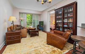 3 odalılar daire North York'da, Kanada. C$1,039,000