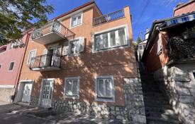 7 odalılar şehir içinde müstakil ev 250 m² Rijeka'da, Hırvatistan. 450,000 €