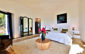6 odalılar villa Grimaud'da, Fransa. 13,000 € haftalık