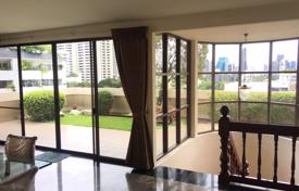 4 odalılar çatı dairesi Watthana'da, Tayland. $3,700 haftalık