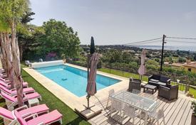 Villa – Antibes, Cote d'Azur (Fransız Rivierası), Fransa. $8,600 haftalık