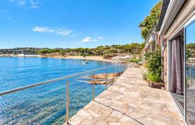 5 odalılar yazlık ev Roquebrune-sur-Argens'da, Fransa. 1,650,000 €