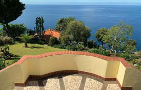 Villa – Funchal, Madeira, Portekiz. 7,950,000 €