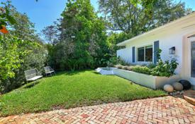 Şehir içinde müstakil ev – Miami Shores, Florida, Amerika Birleşik Devletleri. $2,995,000