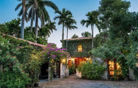 Yazlık ev – Miami sahili, Florida, Amerika Birleşik Devletleri. $6,895,000