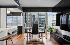 5 odalılar daire Etobicoke'de, Kanada. C$1,005,000