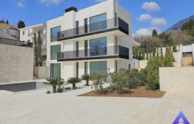 4 odalılar villa 580 m² Krstac'da, Karadağ. 2,900,000 €