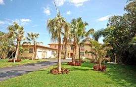Yazlık ev – Golden Beach, Florida, Amerika Birleşik Devletleri. $3,590,000