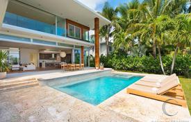 Villa – Miami sahili, Florida, Amerika Birleşik Devletleri. 11,040,000 €